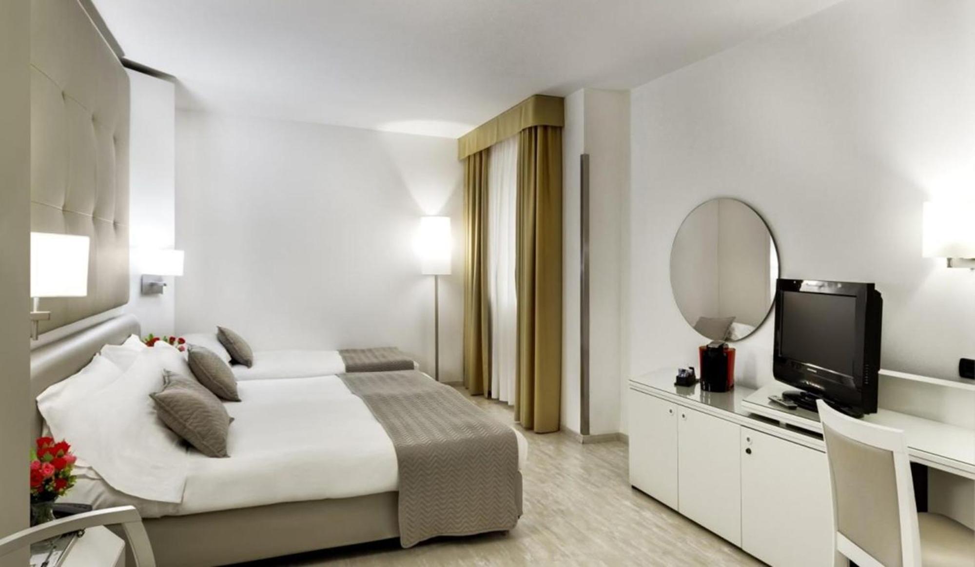 Mediterraneo Palace Hotel Ragusa Exterior photo